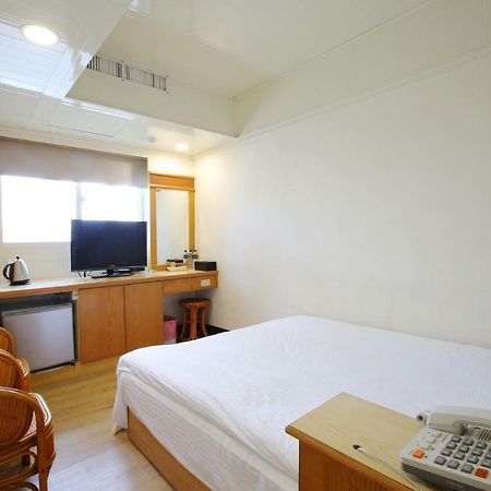 Lion Hotel Luodong Exterior foto