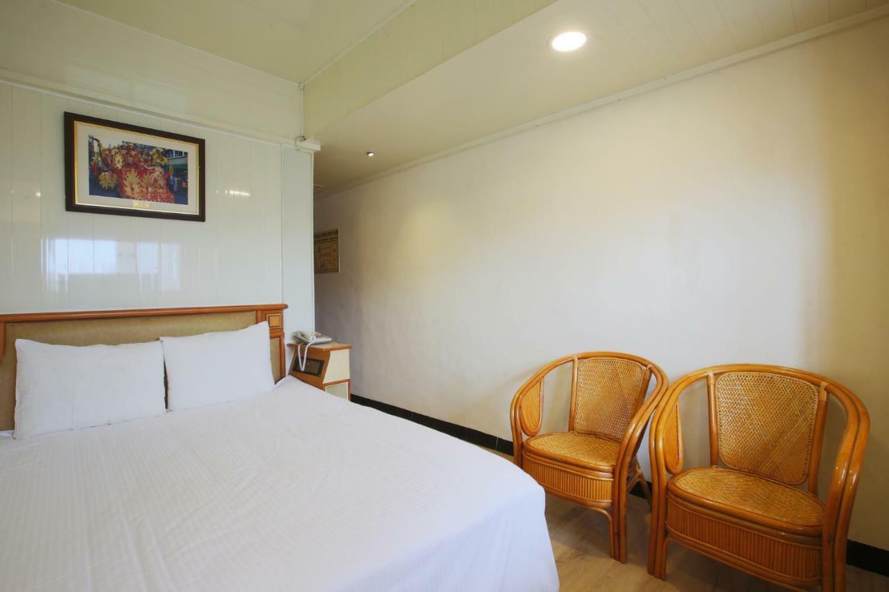 Lion Hotel Luodong Exterior foto